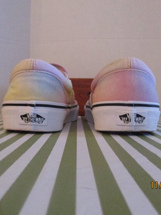 Vans Off the Wall Slip-on Sneakers - Picture 8 of 14